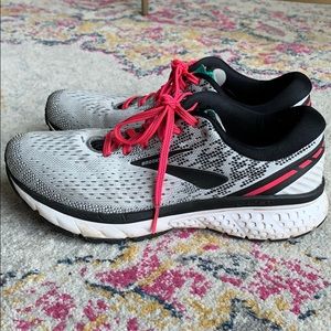 Women’s Brooks ghost 11 running shoe